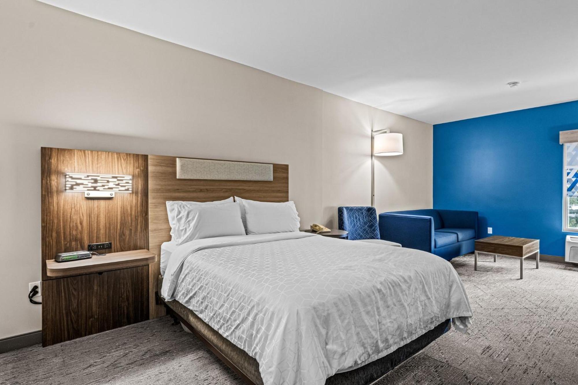 Holiday Inn Express & Suites Carneys Point - Pennsville By Ihg Eksteriør bilde