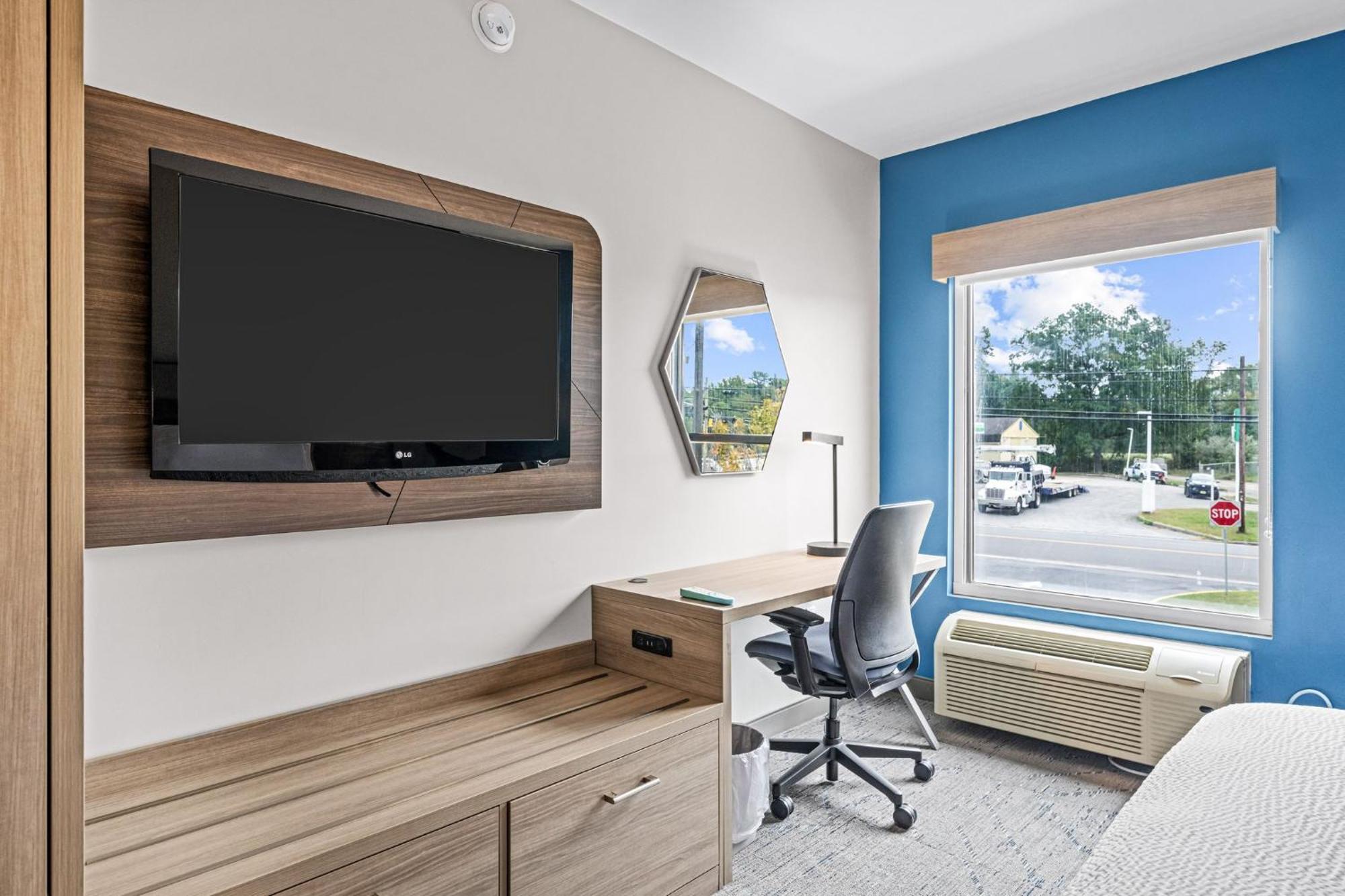 Holiday Inn Express & Suites Carneys Point - Pennsville By Ihg Eksteriør bilde